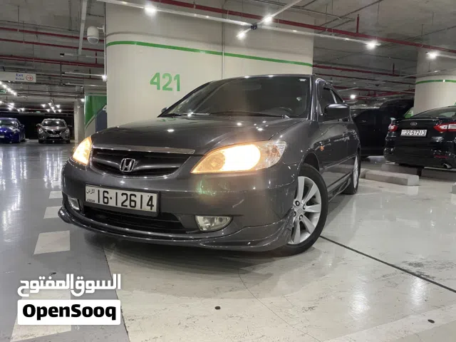 2005 هوندا سيفيك Standard