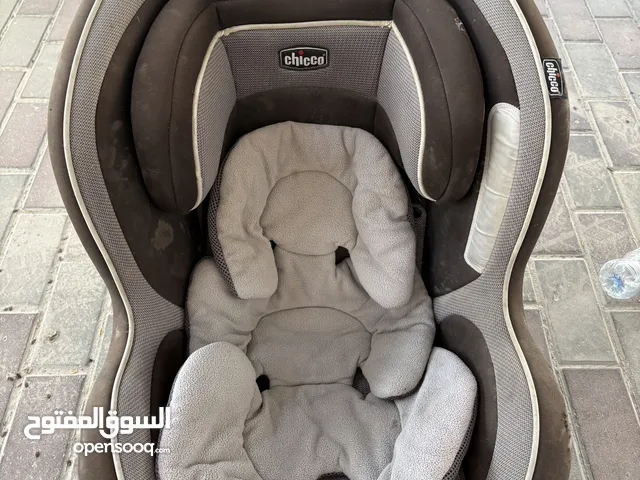 كرسي سيارة للاطفال