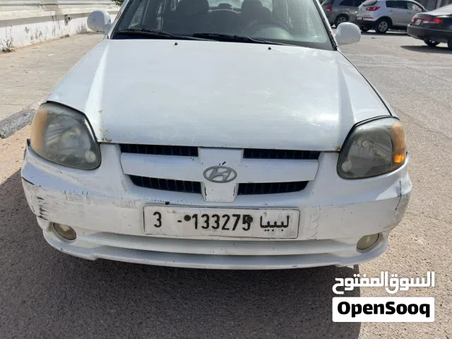 هونداي عدسه 2004