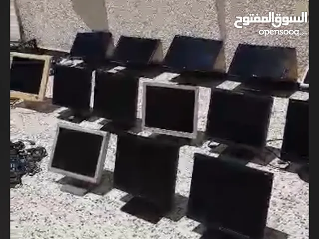 مجموعة شاشات كمبيوتر