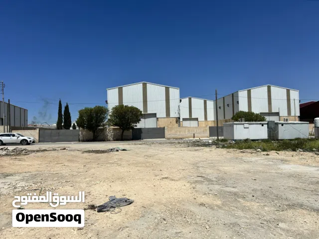 هنجر للإيجار