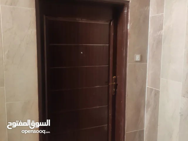 125 m2 4 Bedrooms Apartments for Rent in Sana'a Asbahi