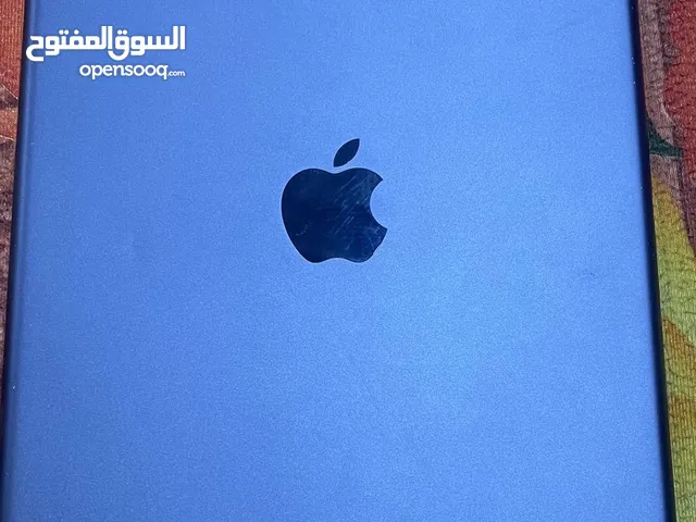 ‏ iPad سبعة