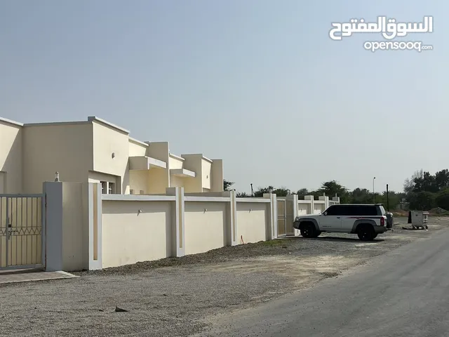 100 m2 2 Bedrooms Townhouse for Rent in Al Batinah Sohar