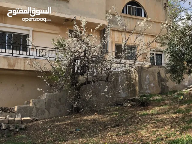 200 m2 More than 6 bedrooms Townhouse for Sale in Irbid Johfiyeh