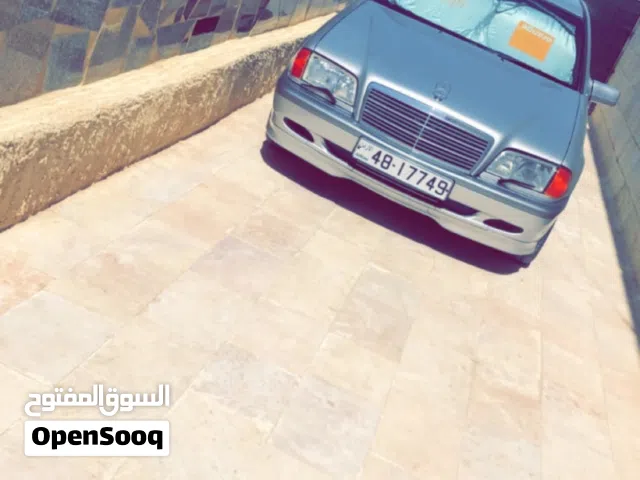 1998 مرسيدس بنز الفئة-C C 200