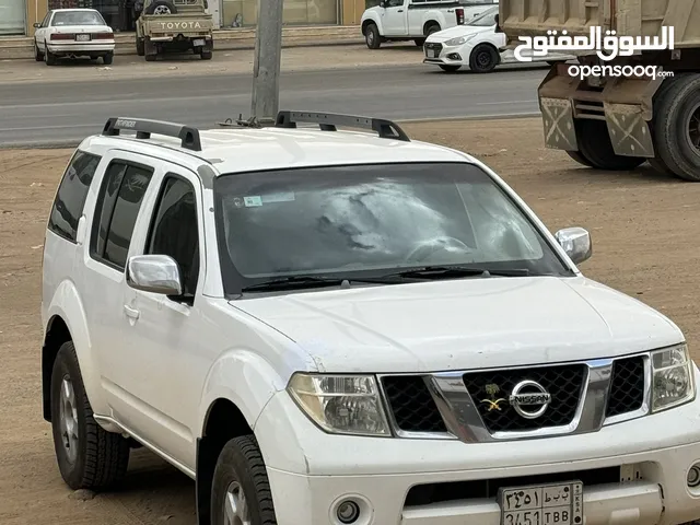 Used Nissan Pathfinder in Tabuk