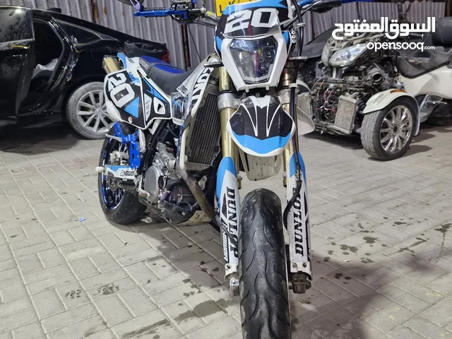 سيزوكي ياماها تريل رابتر
