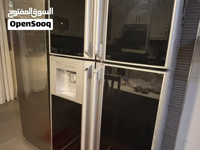 ثلاجات للبيع