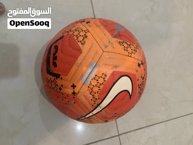 كورة نايك وزن ثقيل شبه جديدة السعر 6 نهائي