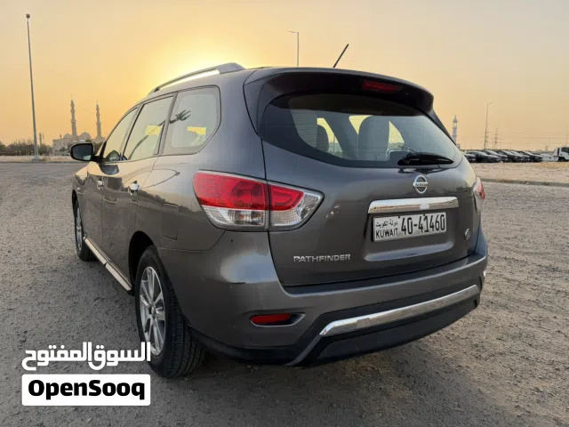 2016 نيسان باثفايندر SL