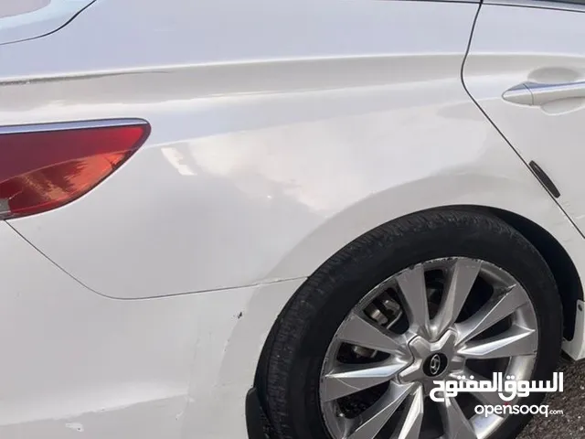Hyundai Azera Standard in Baghdad
