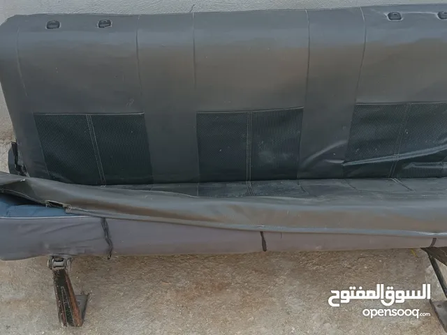 كرسي H100 عادي ملبس جلد قماش اصلي ولا حبة نقر
