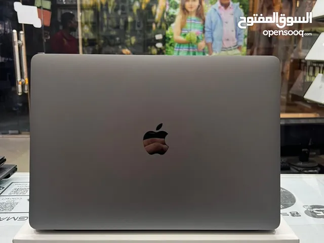 MacBook pro m1 2020 لم يتم استعماله تقريباً
