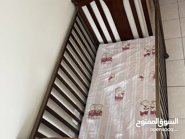سرير أطفال من بيبي شوب