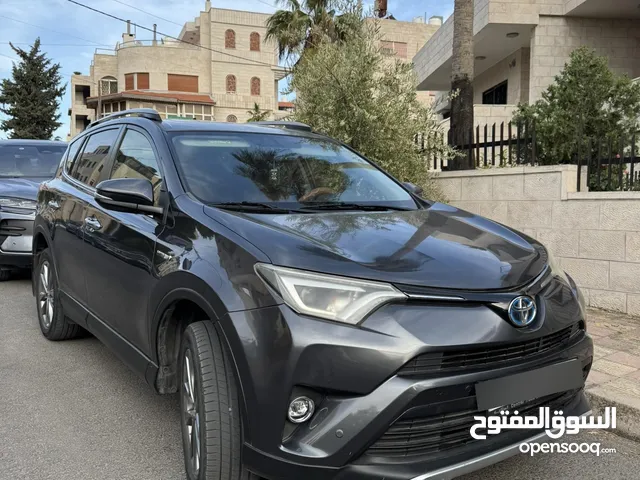 Used Toyota RAV 4 in Amman
