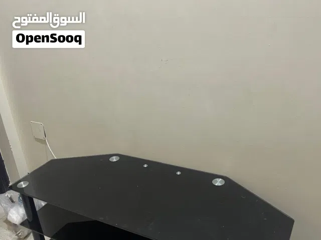 طاوله زجاجيه للتلفاز