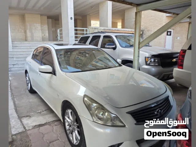 2012 إنفينيتي G37