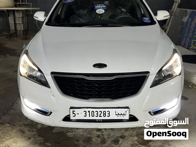 Used Kia Cadenza in Tripoli