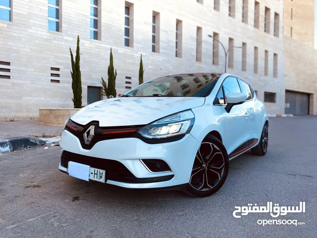 Used Renault Clio in Hebron