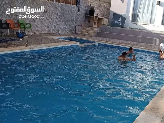 شاليه فخم للبيع او التقسيط او دفعه وبدل على سيارات جديده هايبرد الشاليه جاهز للتاجير