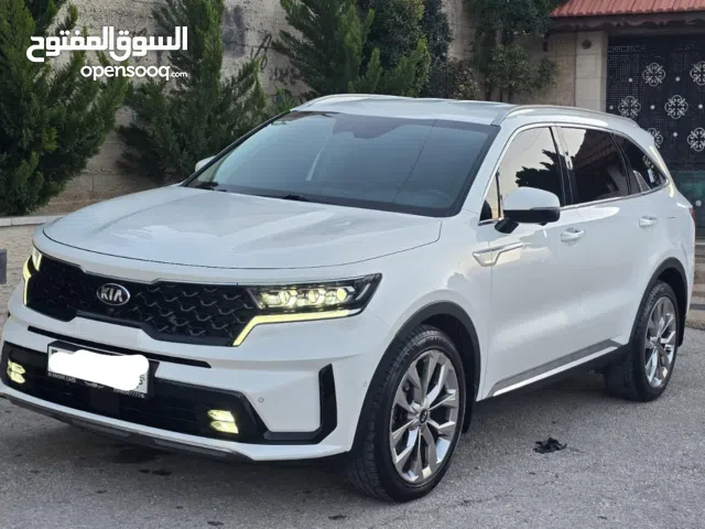 كيا سورنتو  فل الفل ما عدا فتحه الجب بصلاه ع النبي بالكرتونه