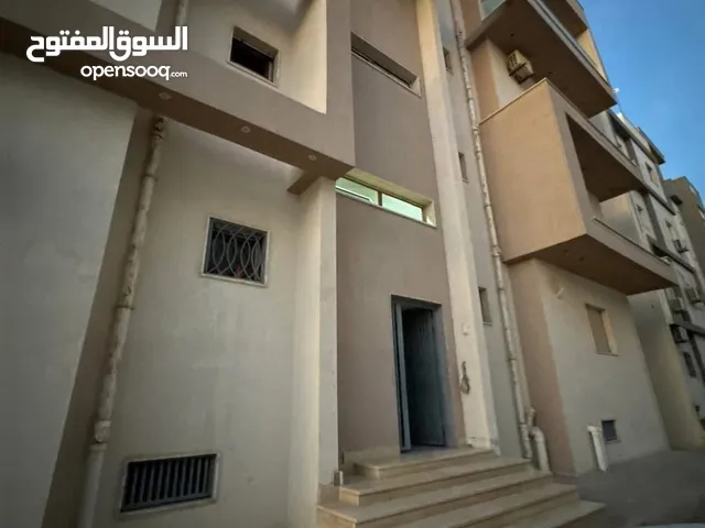 220 m2 3 Bedrooms Apartments for Rent in Tripoli Al-Serraj