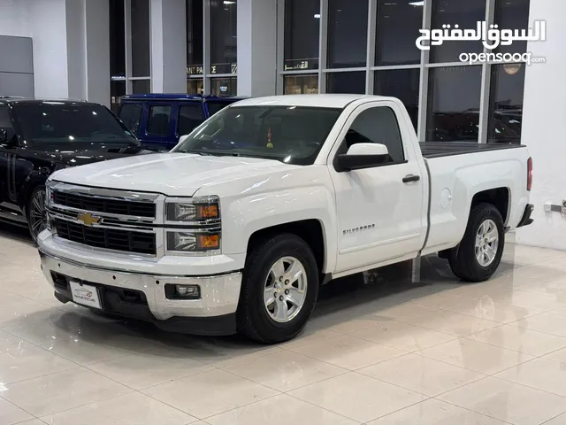 Chevrolet Silverado 2015 (White)