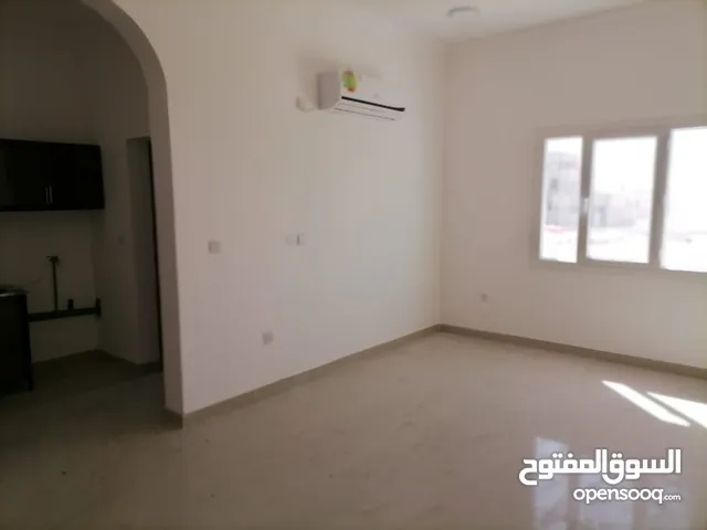 ستوديو للإيجار في المشاف