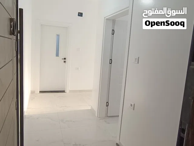 شقة جديدة للبيع في السراج بداية شارع اسطنبول