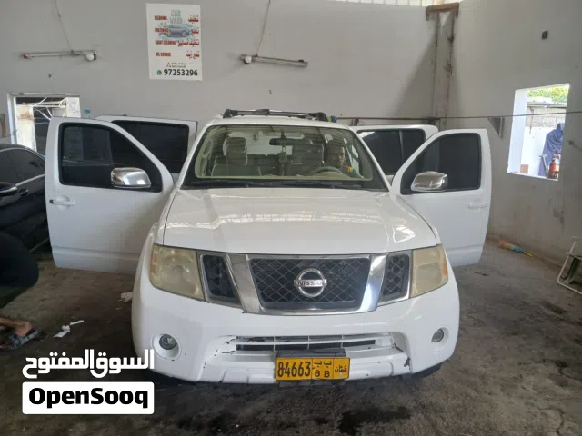Used Nissan Pathfinder in Al Batinah