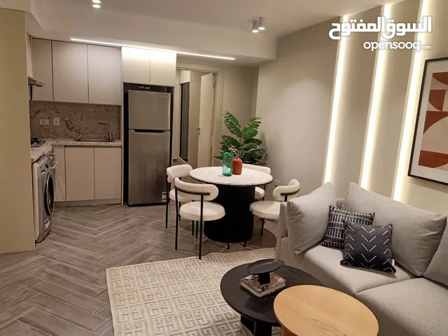 غرفة فندقية بمصرالجديده متشطبة بالاجهزه وبالفرش