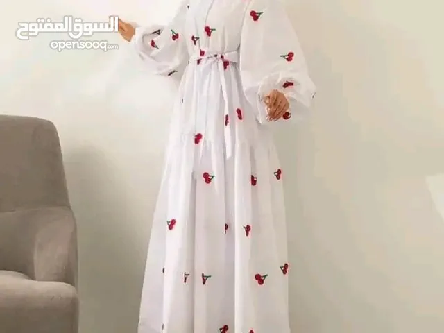 فستان الكرز  البيع قطاعي مكان طرابلس متوفر توصيل