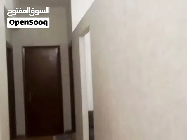 شقة مفروشة في شارع عمر المختار الطابق الثالت