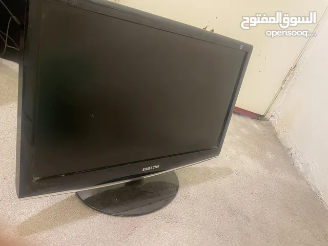 شاشة كومبيوتر مستعملة