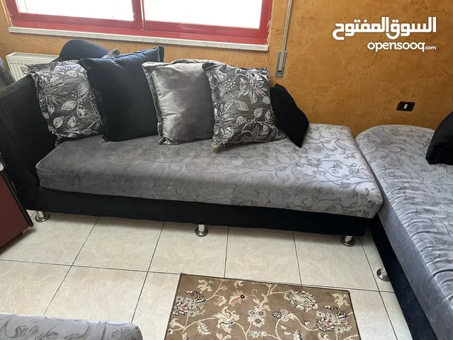 كنب كورنر للبيع بحالة ممتازة