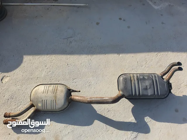 اكزوزت مرسيدس خطين