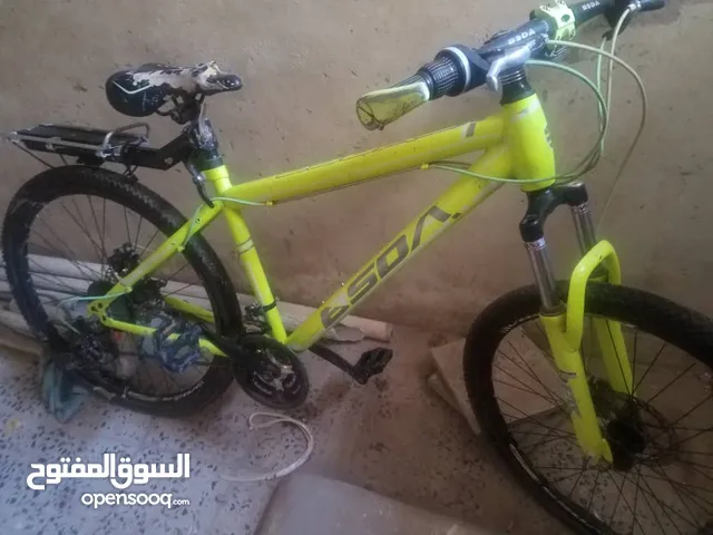 دراجة  هوائية مقاس 25 لون فسفوري  سعرها 40 الف ريال يمني