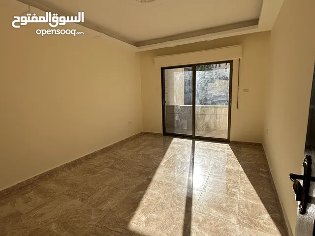 شقة طابق 3 للبيع من المالك مباشرة مساحة 140 م عمان مرج الحمام