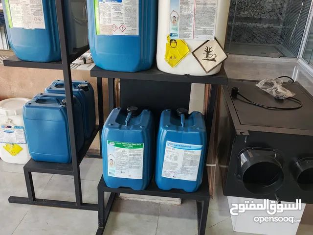 لدينا أفضل أنواع المواد الكيميائية لحمامات السباحة من ماركة (Deep Blue) التركية , والتي لها تأثير قو