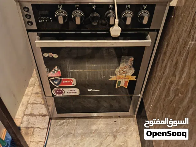 طباخ ميلانو إيطالي شاشة ديجيتال مشتريته 600اريده 250بيه مجال