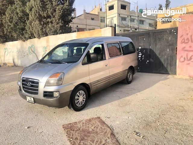 باص هونداي مرخص 8 ركاب ، بنزين