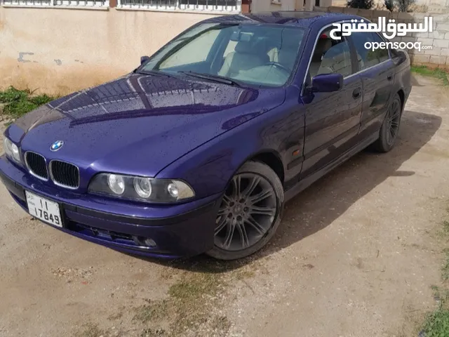 سيارة BmW موديل 2000 مرخصة ومجمركة  رقم تلفون    بسم الله توكلنا على الله