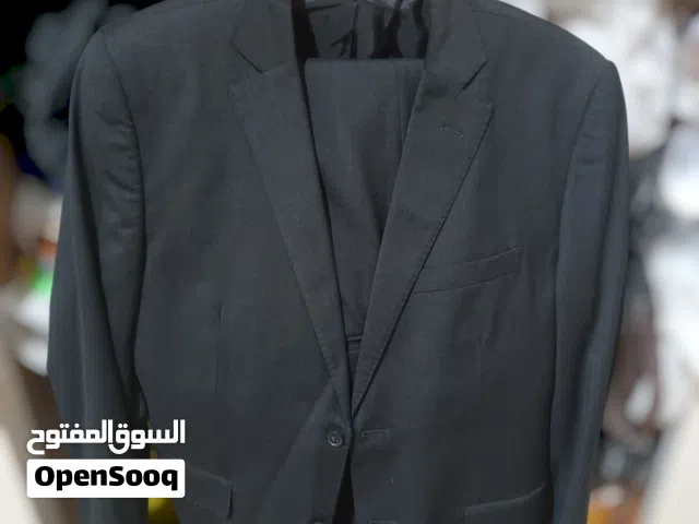 بدلة  من جي لاروش