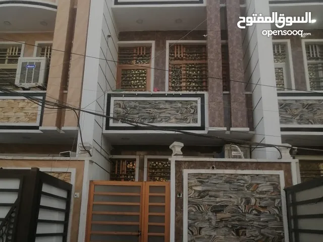 75m2 3 Bedrooms Townhouse for Sale in Baghdad Elshaab
