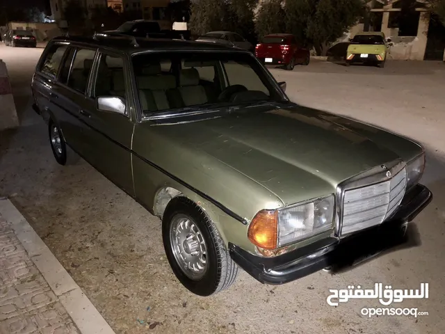 مرسيدس 1979 ستيشن – حالة جيدة – لهواة الكلاسيكيات