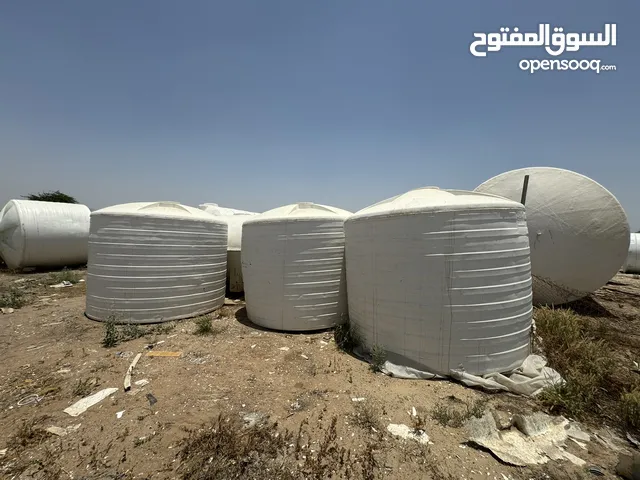 Plastic tank
