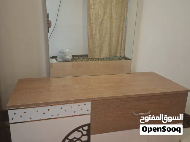 new bedroom set almost use only for one month