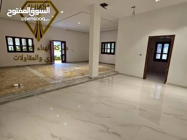 400 m2 5 Bedrooms Villa for Rent in Tripoli Abu Sittah