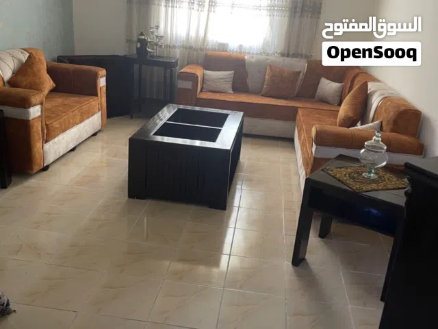 110 m2 4 Bedrooms Apartments for Rent in Zarqa Jabal Tareq